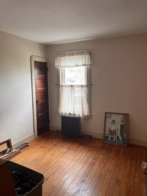 332 Albert St, Fall River, MA 02721 photo 14