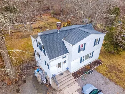 70 Riverside Ave, Attleboro, MA 02703