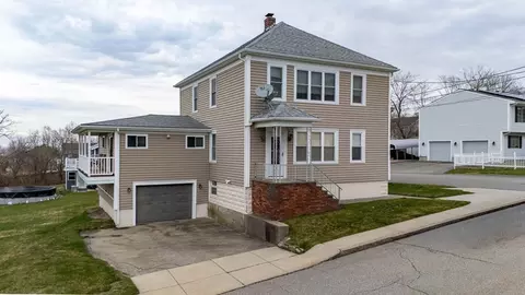 34 Last St, Fall River, MA 02724 photo 2