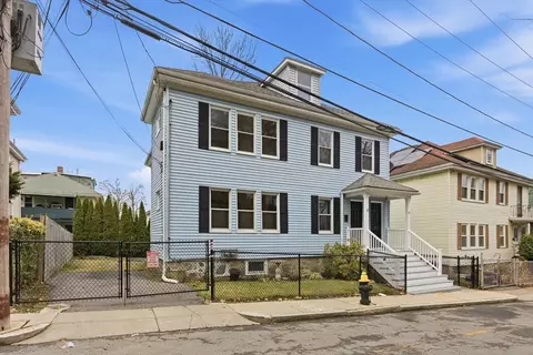 23-25 Suncrest Rd, Hyde Park, MA 02136