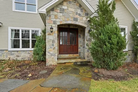 Exterior - 92 Masterson Rd, Whately, MA 01093 photo 3 of 10