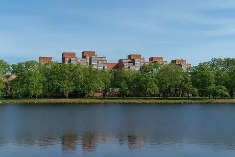 975 Memorial Dr #201/202, Cambridge, MA 02138