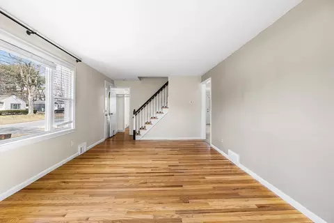 Living - 53 Pidgeon Dr, Springfield, MA 01119 photo 3 of 3