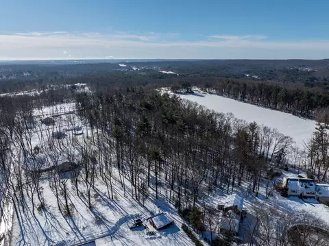 82 Dodge Hill Rd, Sutton, MA 01590 photo 2