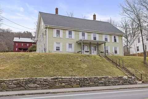 347-349 Main St, Hardwick, MA 01037