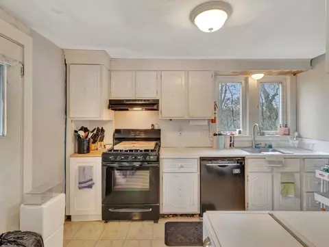 Kitchen - 69 Appleton St, Saugus, MA 01906 photo 5 of 5