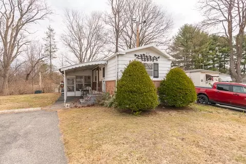 239 Ayer Rd #60, Littleton, MA 01460