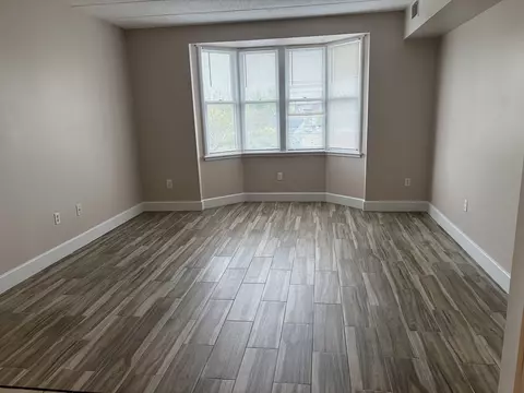 34 Sumner Ave #411, Springfield, MA 01108 photo 4