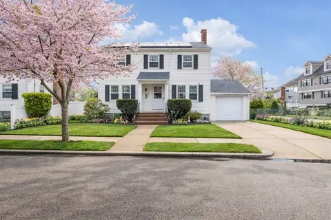 76 Clearwater Dr, Boston, MA 02126