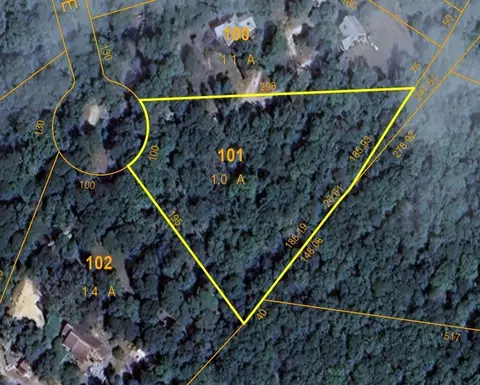 23 Calebs Common Ln, Edgartown, MA 02539