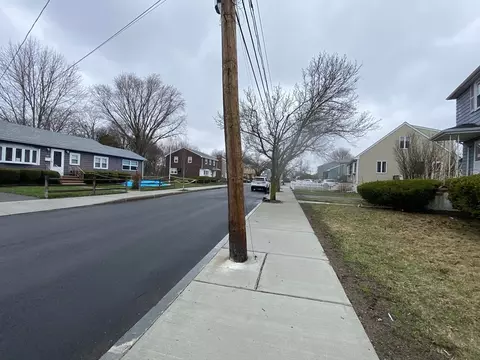 113 Grover St, Everett, MA 02149 photo 4
