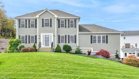 51 Woodside Ave, Rutland, MA 01543