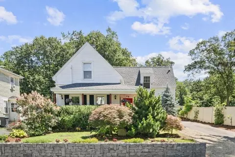 91 Speen St, Natick, MA 01760