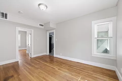 Living - 21-23 Continental St, Springfield, MA 01108 photo 2 of 2