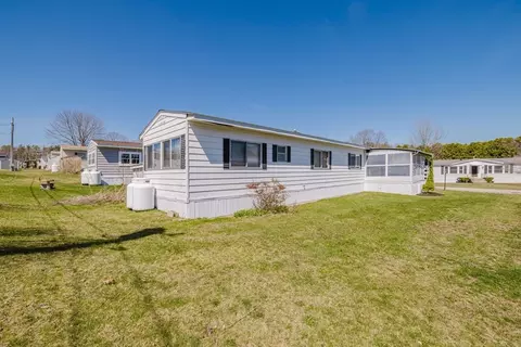 103 Peter St, Raynham, MA 02767 photo 7