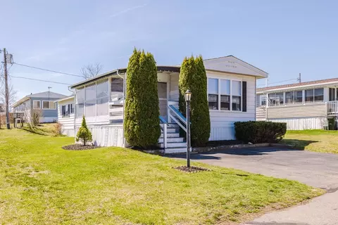 103 Peter St, Raynham, MA 02767 photo 3