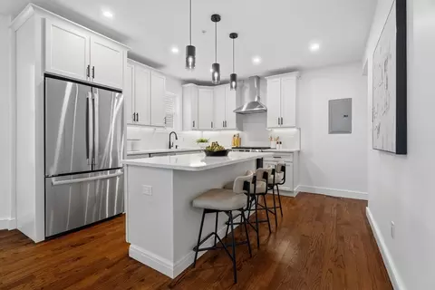 73 Romsey St #1, Boston, MA 02125