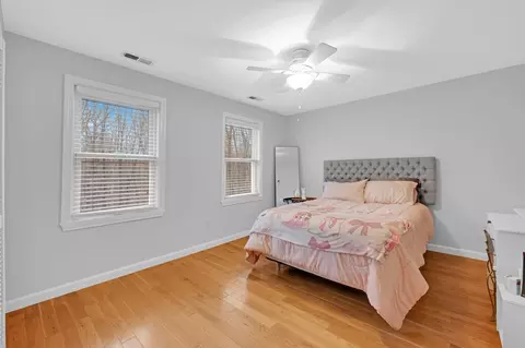 Bedroom - 32 Sibley Rd, Sutton, MA 01590 photo 1 of 2