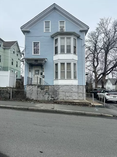 73 Linden, New Bedford, MA 02740
