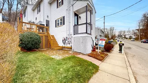3753 N Main #2, Fall River, MA 02720
