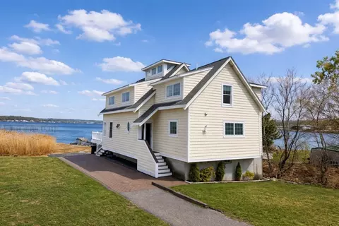 57 Summit Ave, Swansea, MA 02777