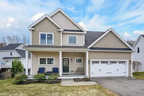 17 Stonebrook Ct #17, Southborough, MA 01772