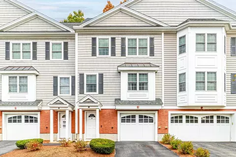 1975 Middlesex St #2, Lowell, MA 01851