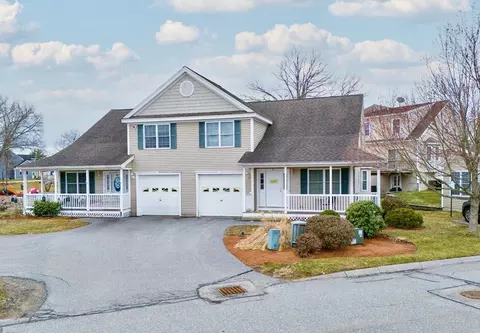 615 Nashua Rd #9, Dracut, MA 01826