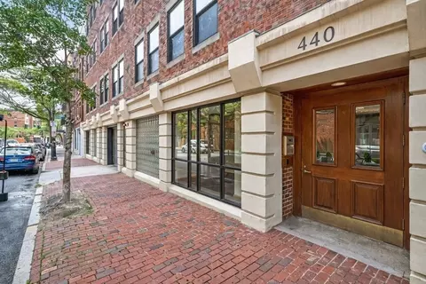440 Commercial St #502, Boston, MA 02109