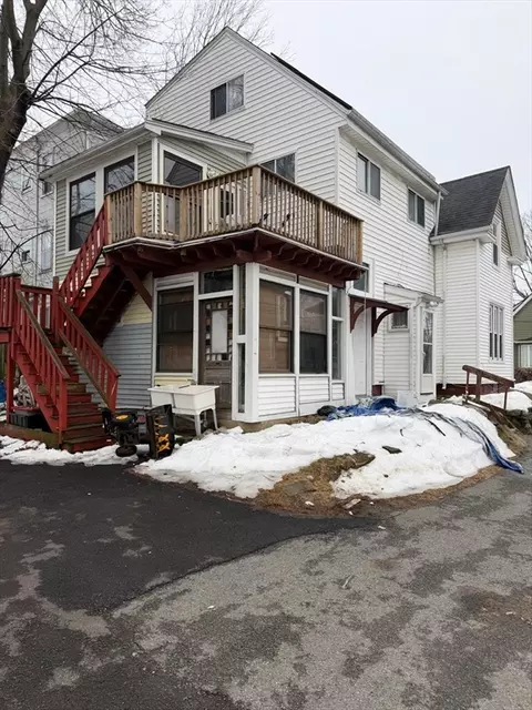 124 Riverview St, Brockton, MA 02302