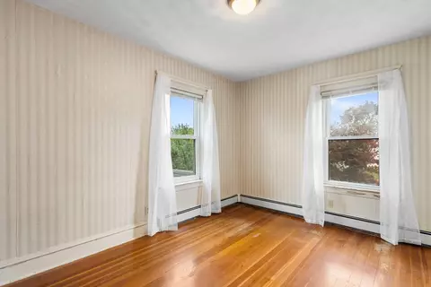Bedroom - 25 Winward St, Fall River, MA 02724 photo 8 of 13