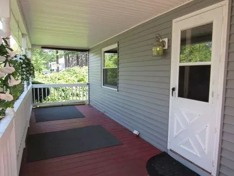 30 Taft Ave, Mendon, MA 01756 photo 3
