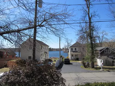 30 Taft Ave, Mendon, MA 01756 photo 25