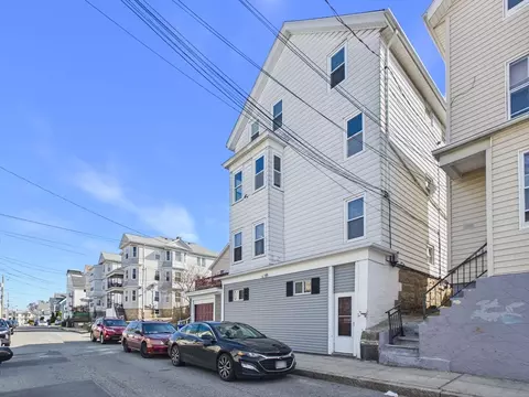 226 Haffards St, Fall River, MA 02723 photo 2