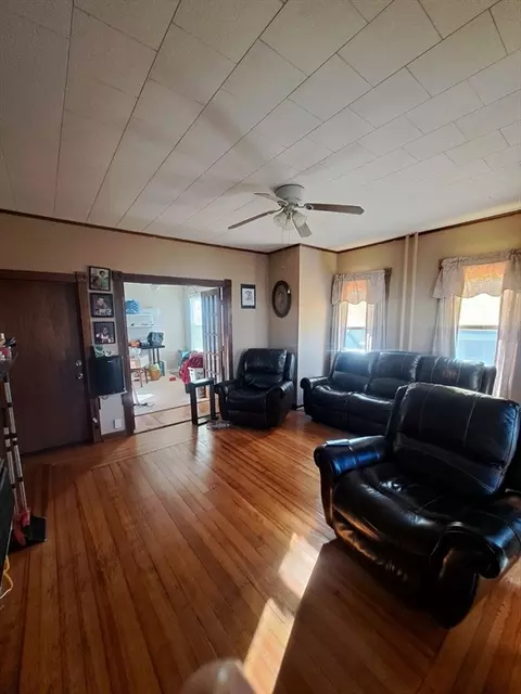 226 Haffards St, Fall River, MA 02723 photo 12