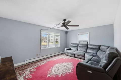 70 Warwick Rd, Chicopee, MA 01020 photo 11