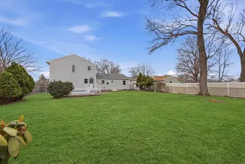 70 Warwick Rd, Chicopee, MA 01020 photo 30