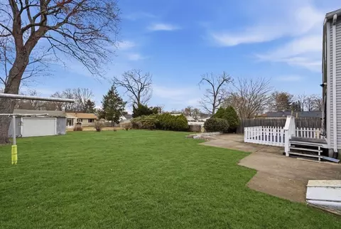 70 Warwick Rd, Chicopee, MA 01020 photo 34
