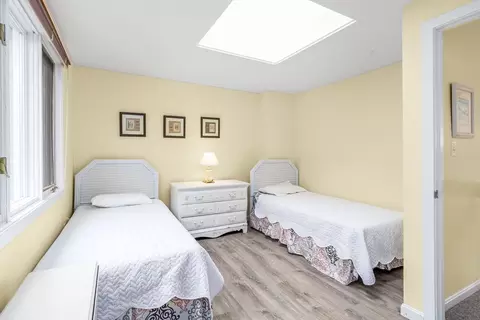 Bedroom - 303 Turtleback Rd, Marstons Mills, MA 02648 photo 5 of 5
