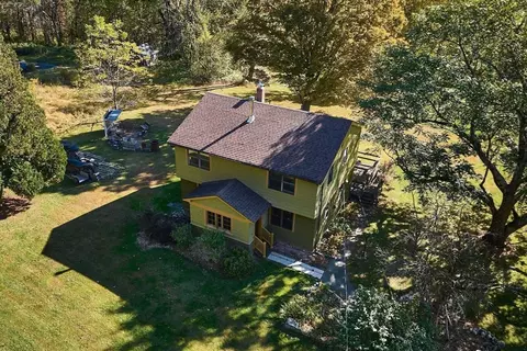 362 Kennedy Rd, Leeds, MA 01053