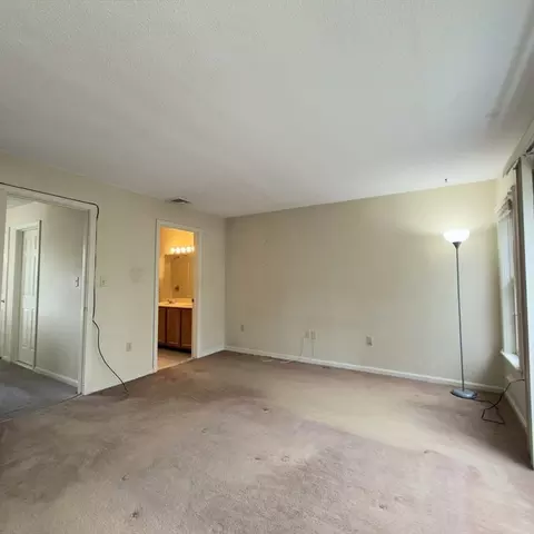 48 Castlegate Dr #48, Springfield, MA 01129 photo 19