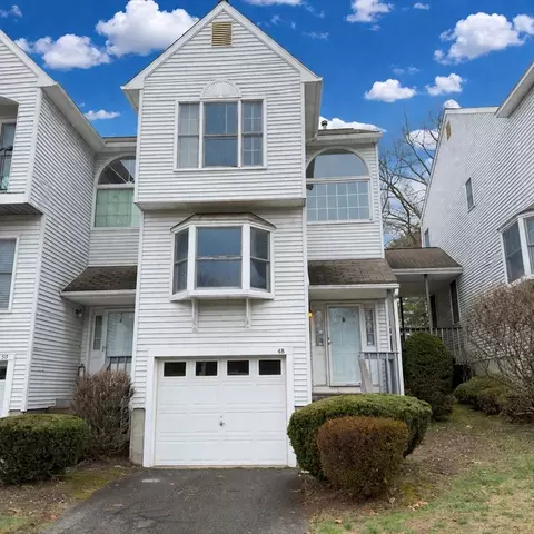 48 Castlegate Dr #48, Springfield, MA 01129 photo 2