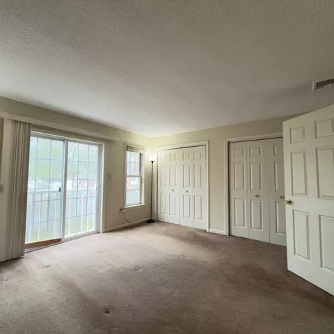 48 Castlegate Dr #48, Springfield, MA 01129 photo 16