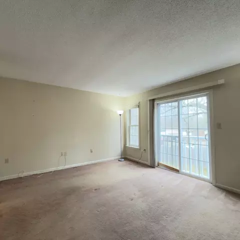 48 Castlegate Dr #48, Springfield, MA 01129 photo 17