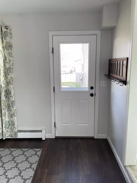 38 Driftwood Rd, Springfield, MA 01128 photo 9
