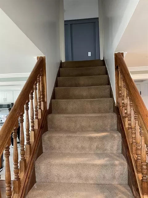 38 Driftwood Rd, Springfield, MA 01128 photo 14
