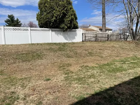 38 Driftwood Rd, Springfield, MA 01128 photo 27