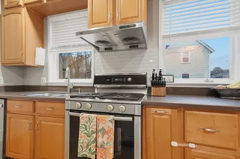 Kitchen - 24 Minot St, Reading, MA 01867 photo 1 of 4