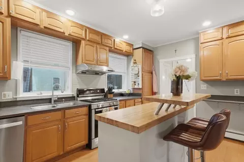 Kitchen - 24 Minot St, Reading, MA 01867 photo 3 of 4