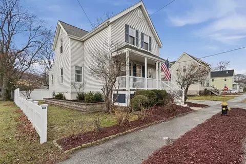 Exterior - 24 Minot St, Reading, MA 01867 photo 4 of 14